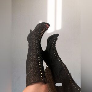 Elegant Black Lace Up Boots